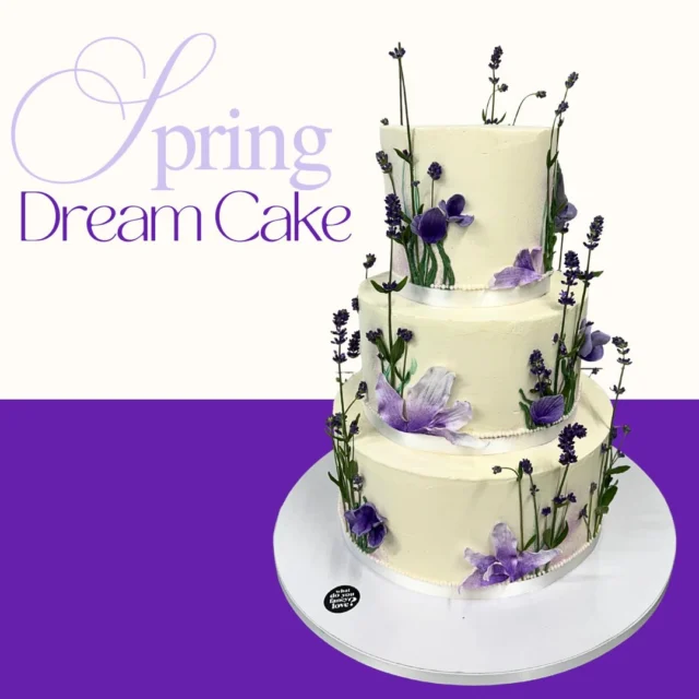 Levander wedding cake !!
🧁💌.
.
.
#whatdoyoufancylove #fancyberlin #birthdaycakes #birthdaycake #cakesofinstagram #cakegram #ordercake #happybirthday #fancycake #vegancupcakes #birthdaytreats #weddingdesserts #celebrationcakes #anniversarycakes #berlincakes #cakesinberlin #berlinbakery #berlinfoodie #berlinevents #ordercakesberlin #berlinlifestyle #customcakesberlin #birthdaycakesberlin #weddingcakesberlin #cakesofberlin #berlinfoodlovers #berlineats #weddingcakes