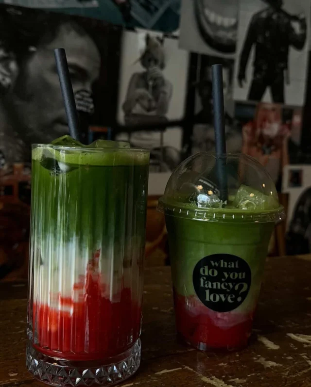 Come and try the best strawberry matcha in town.🧁💌.
.
.
#whatdoyoufancylove #fancyberlin #strawberrymatcha #matchaberlin
